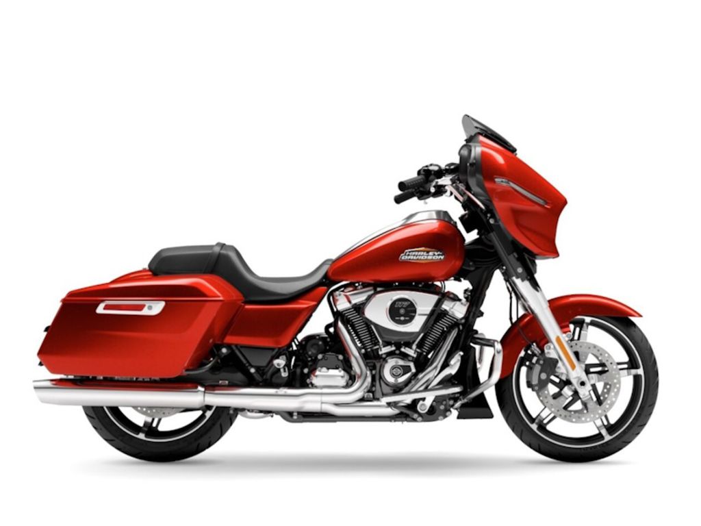 2024 FLHX - Street Glide  B633302 - Click for larger photo