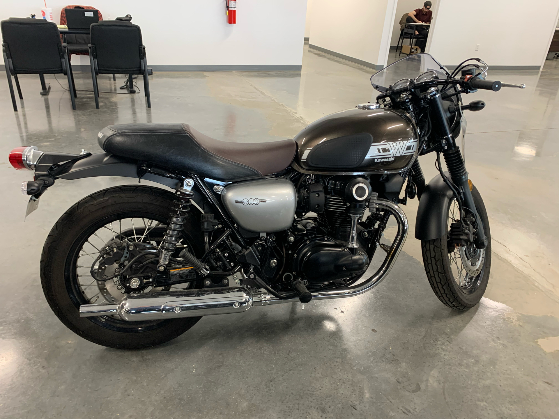 2019 W800 Cafe W800 Cafe KAW000532 - Click for larger photo
