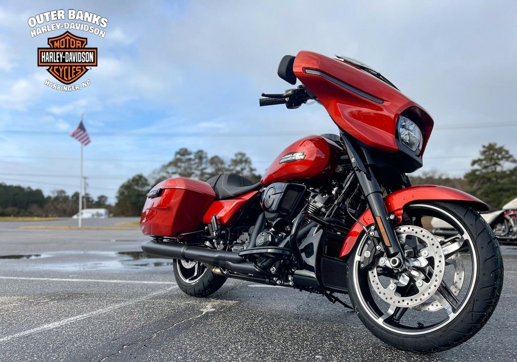 2024 FLHX - Street Glide  631190 - Click for larger photo