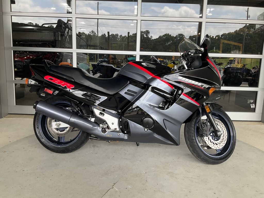 1993 CBR 1000  H00174 - Click for larger photo