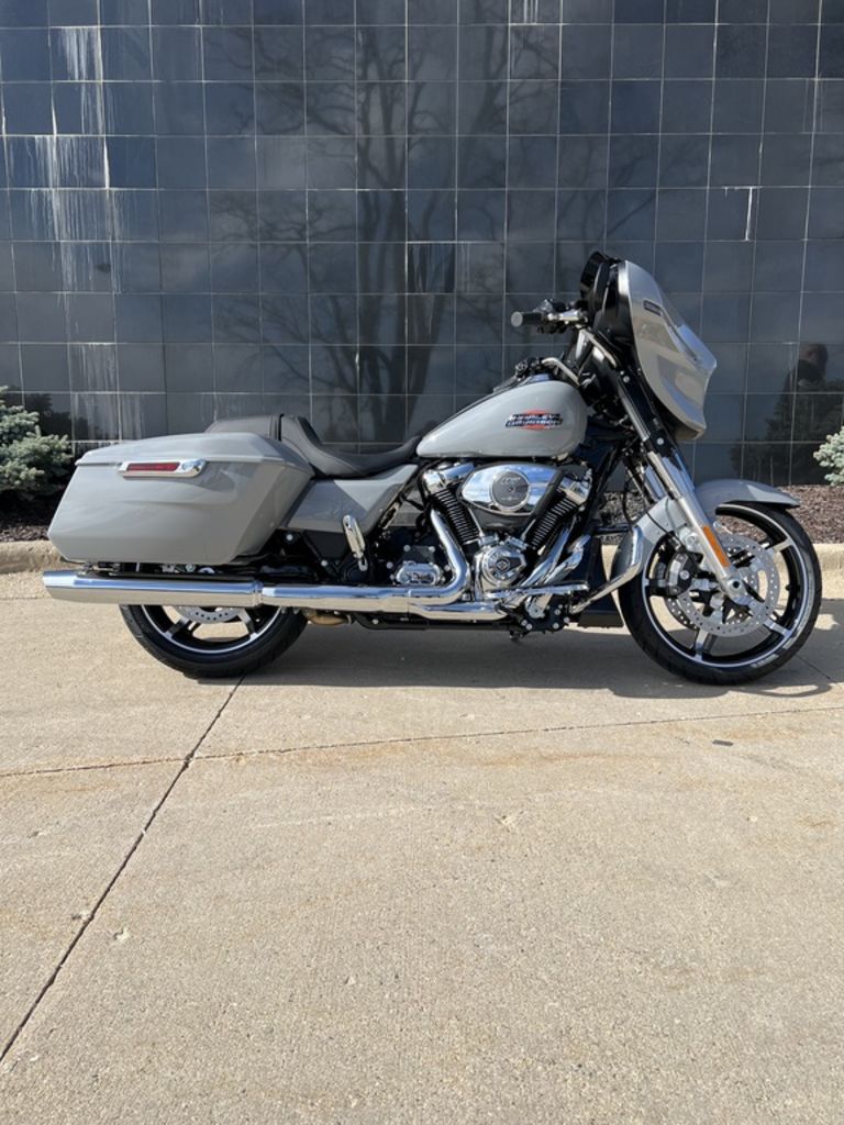 2024 FLHX - Street Glide  6123 - Click for larger photo