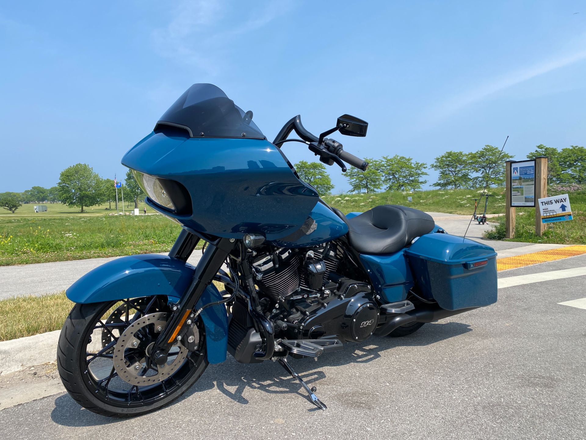 2021 Road Glide&#174; Special Road Glide&#174; Special 4552 - Click for larger photo