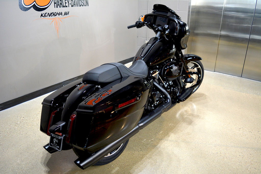 2024 FLHX - Street Glide  624785 - Click for larger photo