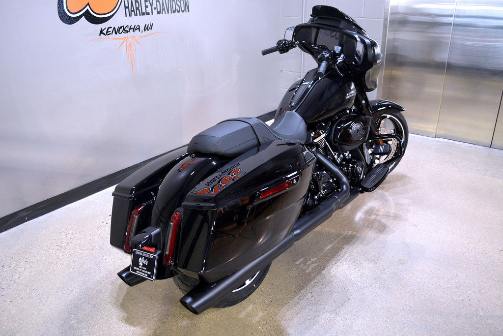 2024 FLHX - Street Glide  612537 - Click for larger photo