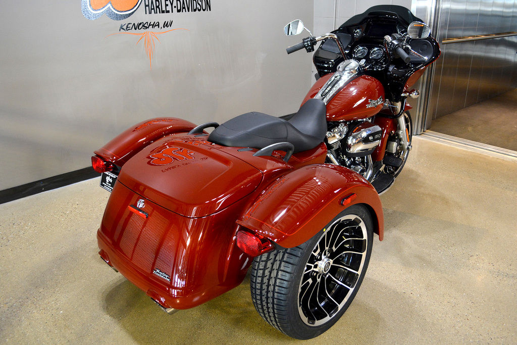 2024 FLTRT - Road Glide 3  B850384 - Click for larger photo