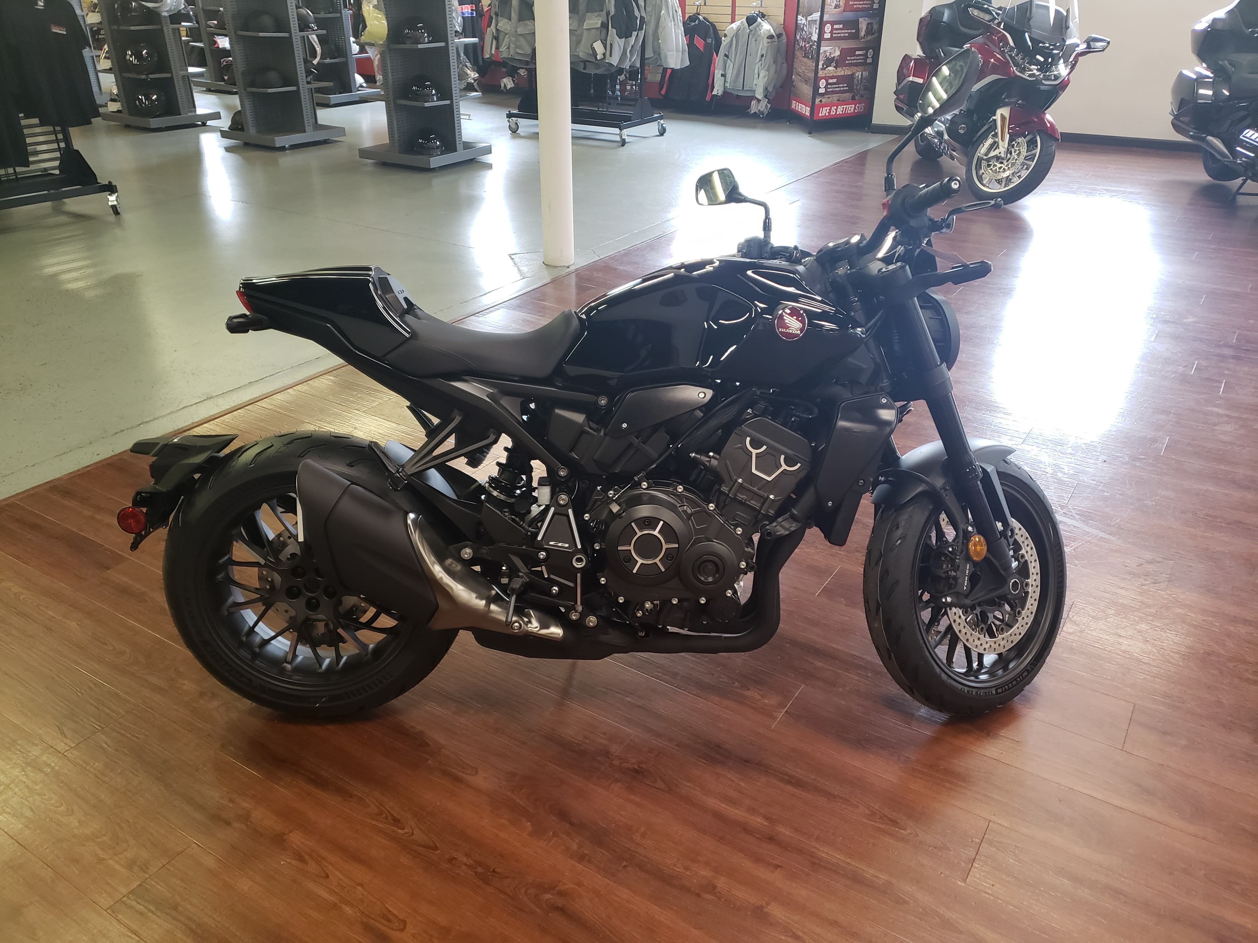 2024 CB1000R BLACK EDITION CB1000R BLACK EDITION H600033A - Click for larger photo
