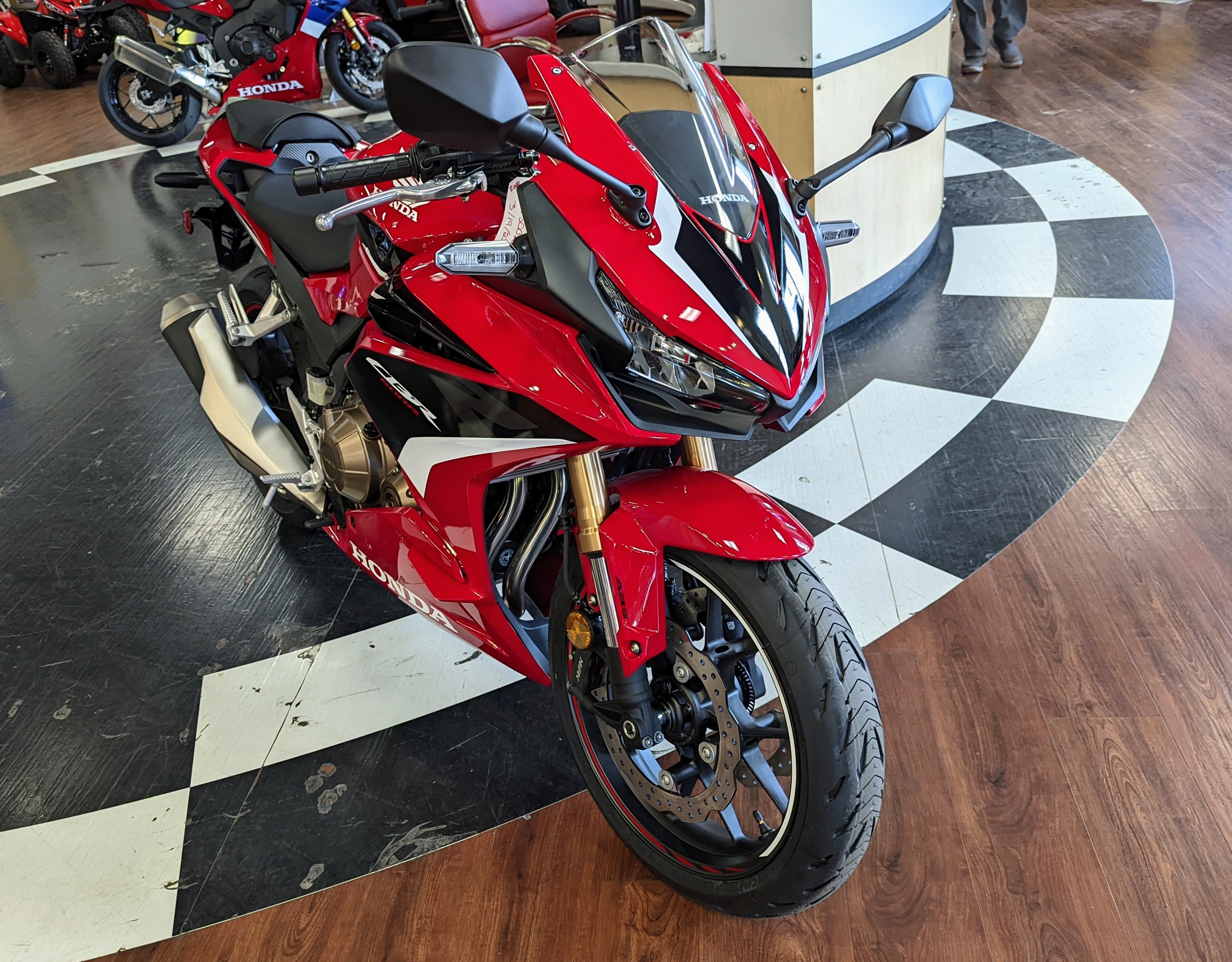 2023 CBR500R CBR500R H400645 - Click for larger photo