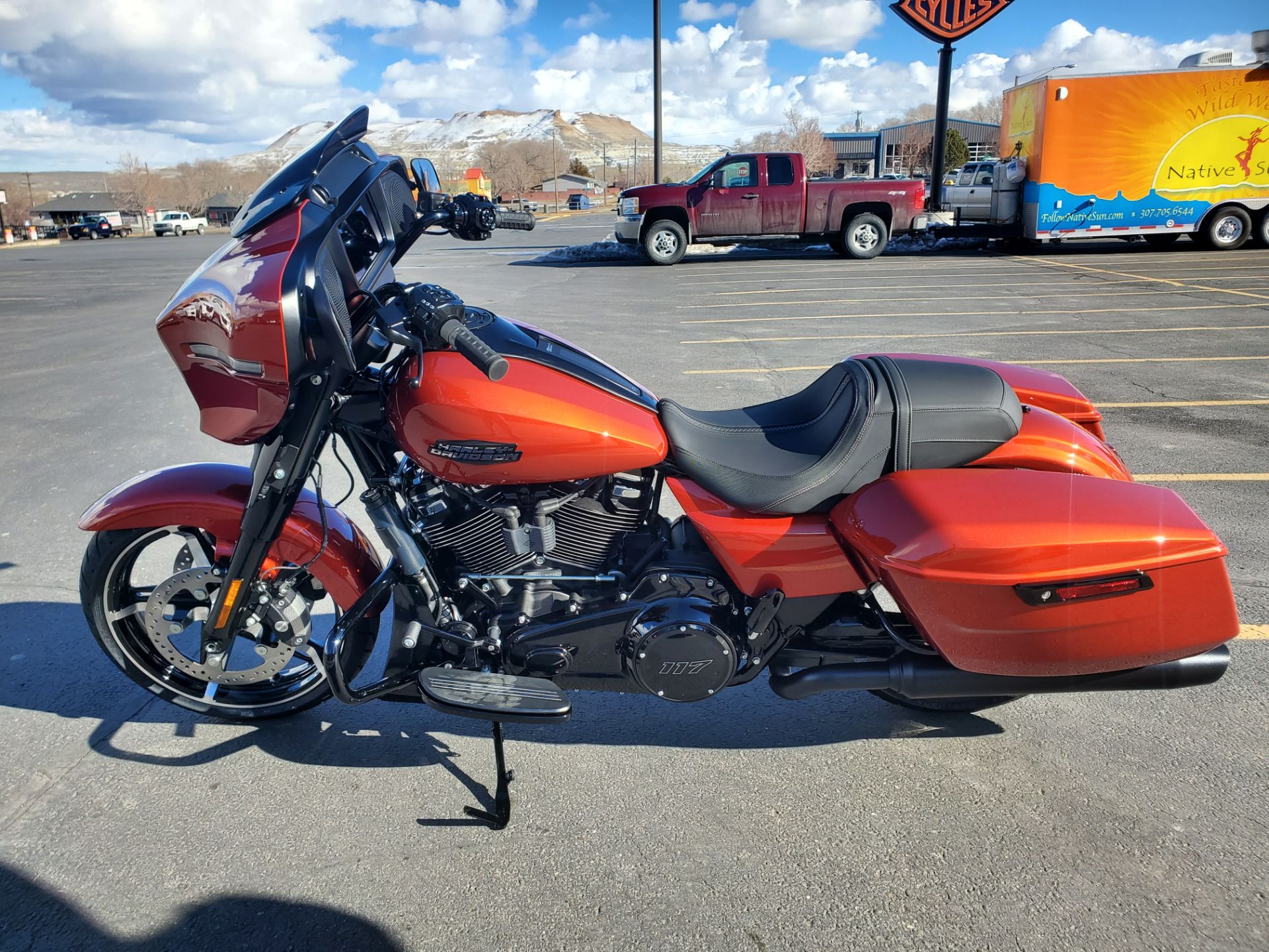 2024 Street Glide&#174; Street Glide&#174; 187466 - Click for larger photo