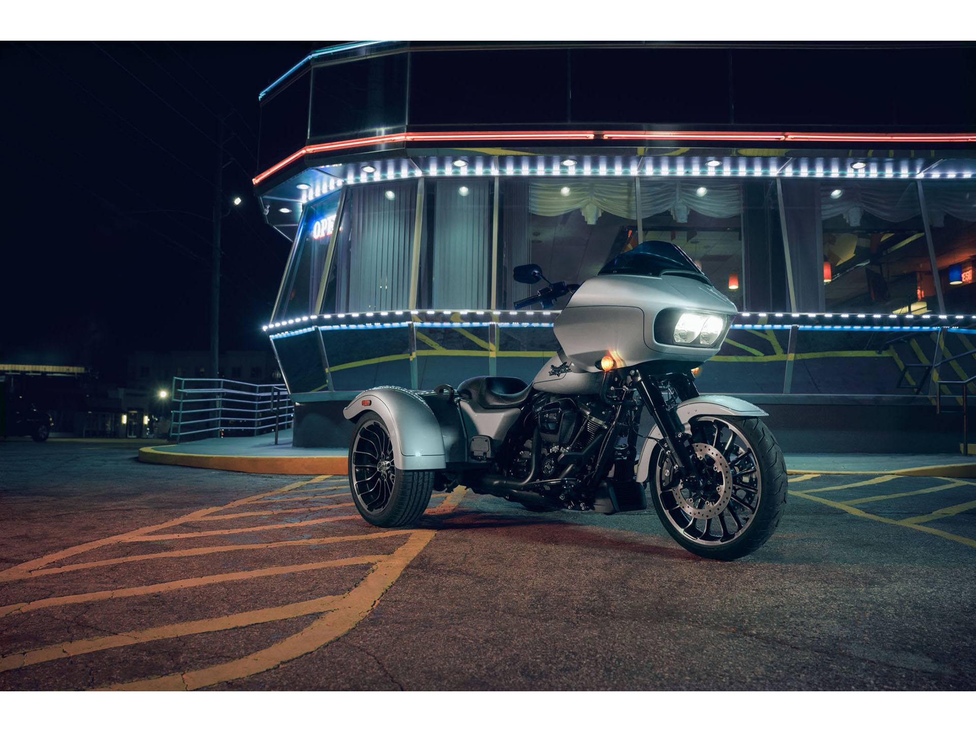 2024 Road Glide&#174; 3 Road Glide&#174; 3 139462 - Click for larger photo