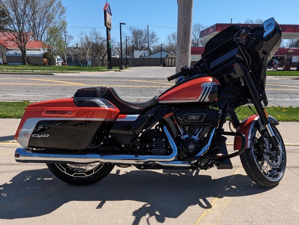 2024 FLHXSE - CVO Street Glide  AA4792 - Click for larger photo