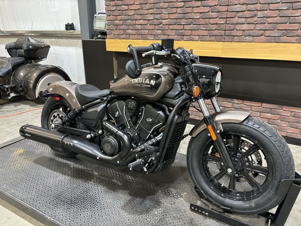 2025 Scout Bobber Limited +Tech Nara Bronze M  15426160 - Click for larger photo