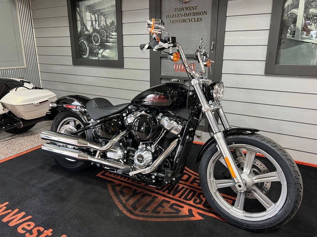 2024 FXST - Softail Standard  026827 - Click for larger photo