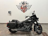 Harley-Davidson FLHCS - Heritage Classic 2024 3207639800