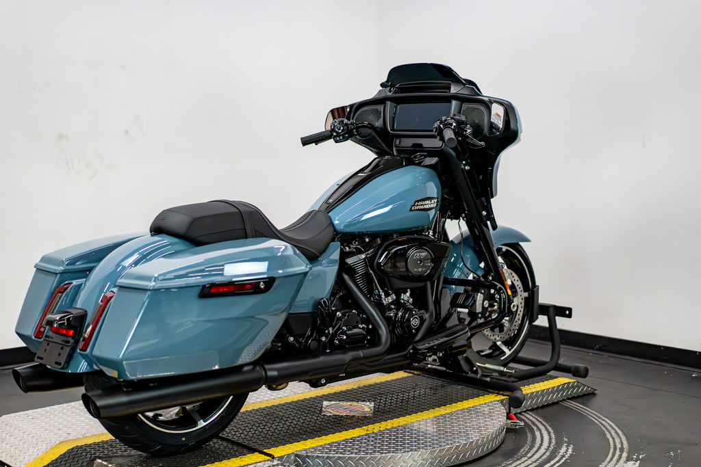 2024 FLHX - Street Glide  601935 - Click for larger photo