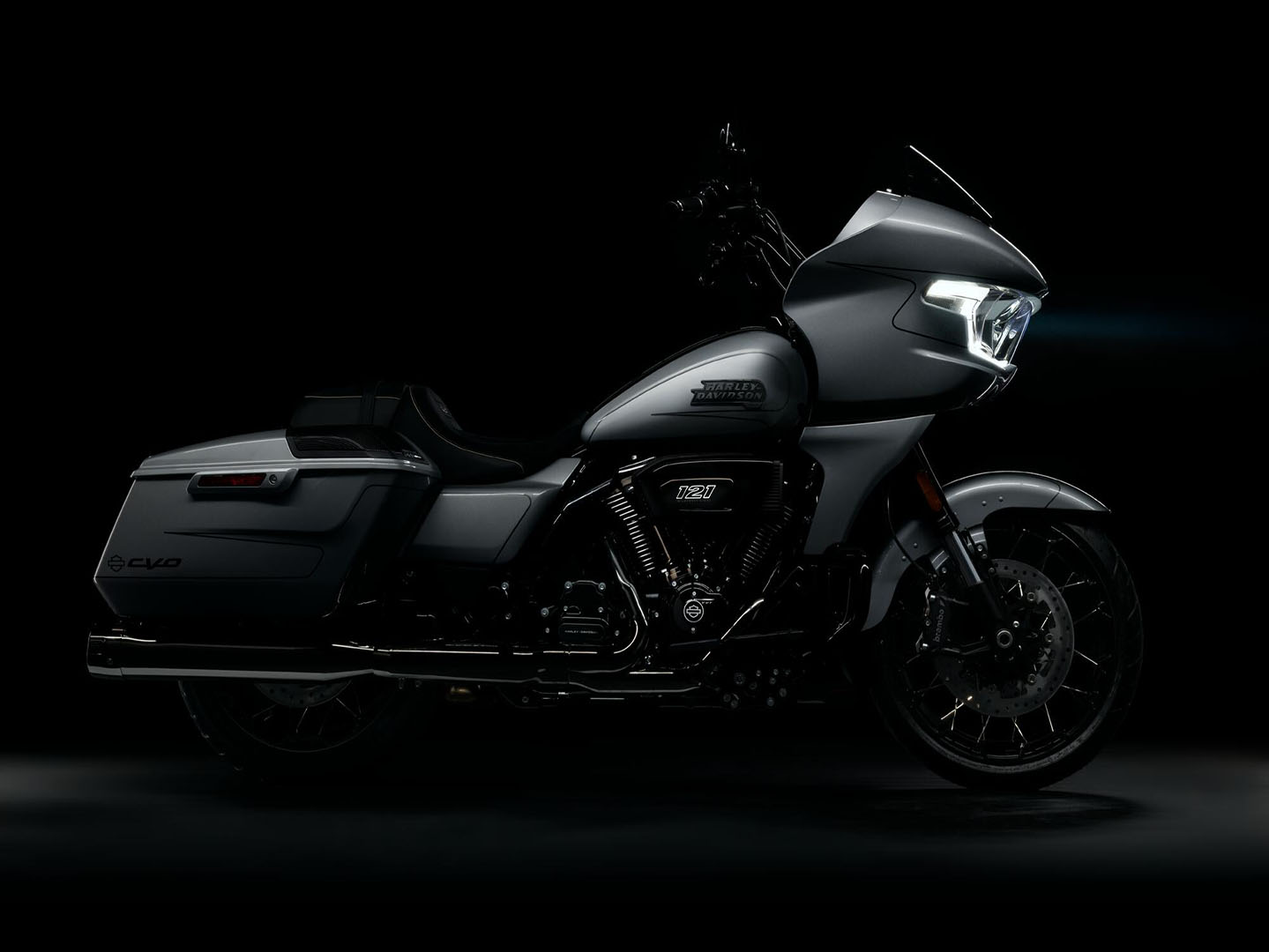 2023 CVO&#8482; Road Glide&#174; CVO&#8482; Road Glide&#174; 955153 - Click for larger photo
