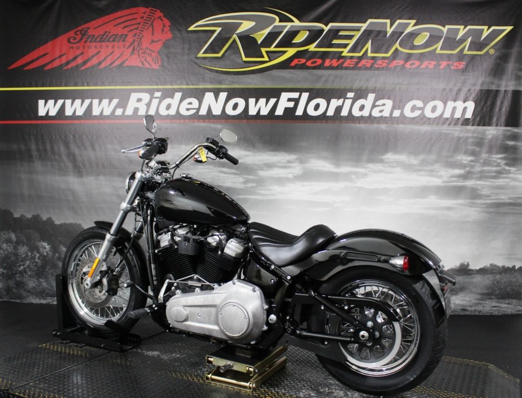 2020 FXST - Softail Standard  UHD076479 - Click for larger photo