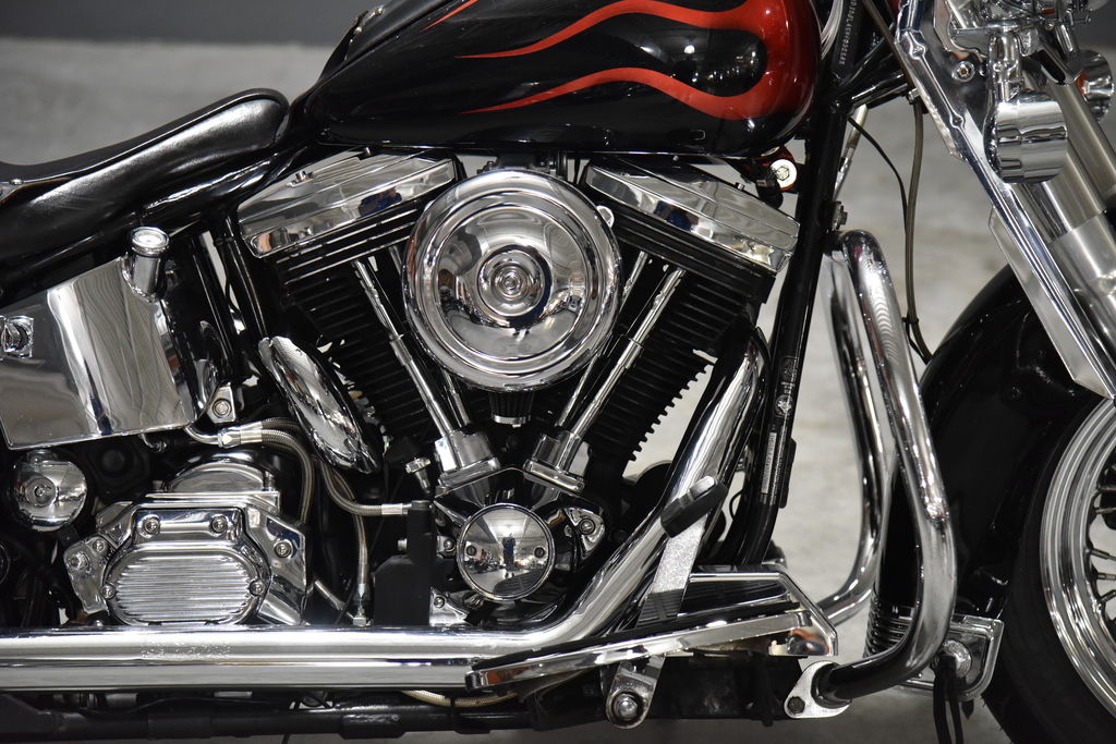 1998 FLSTC - Heritage Softail Classic  PH3286A2 - Click for larger photo
