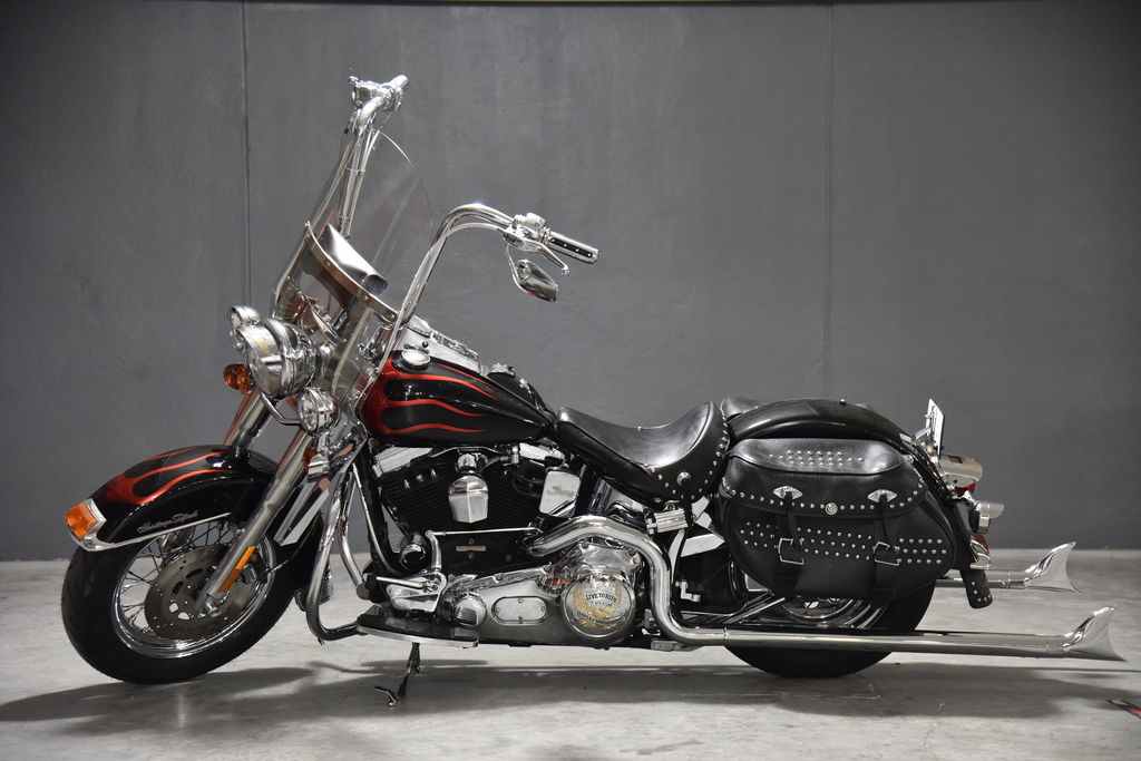 1998 FLSTC - Heritage Softail Classic  PH3286A2 - Click for larger photo