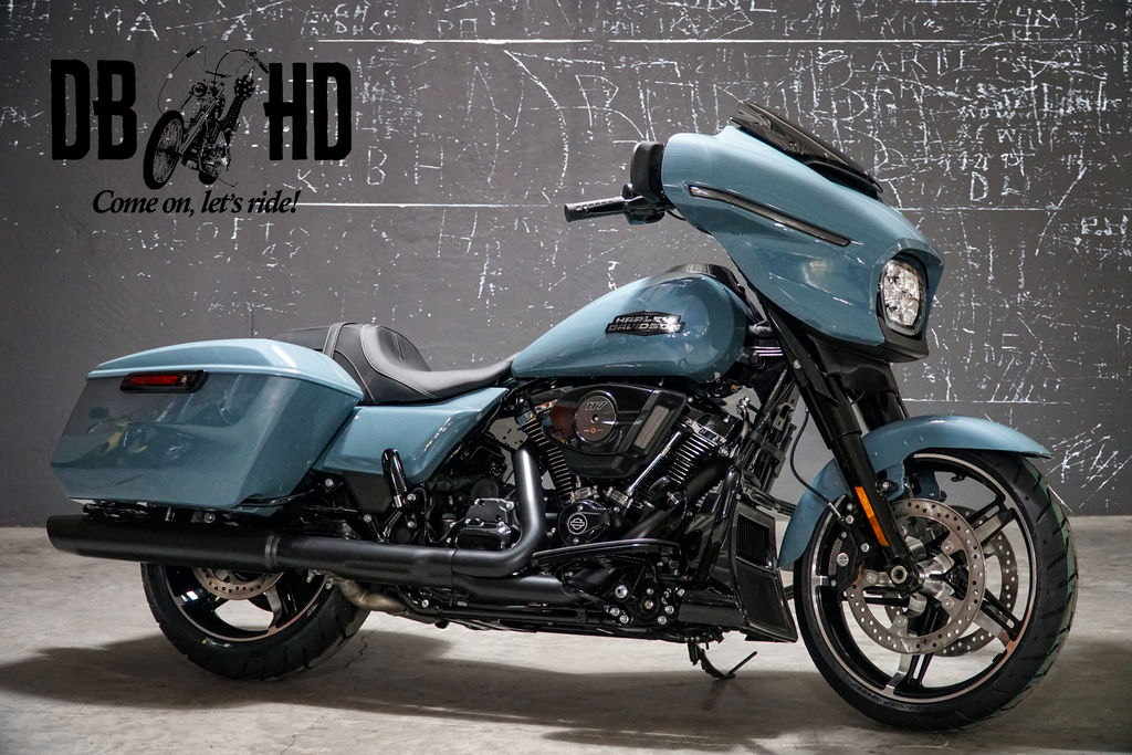 2024 FLHX - Street Glide  H24033* - Click for larger photo