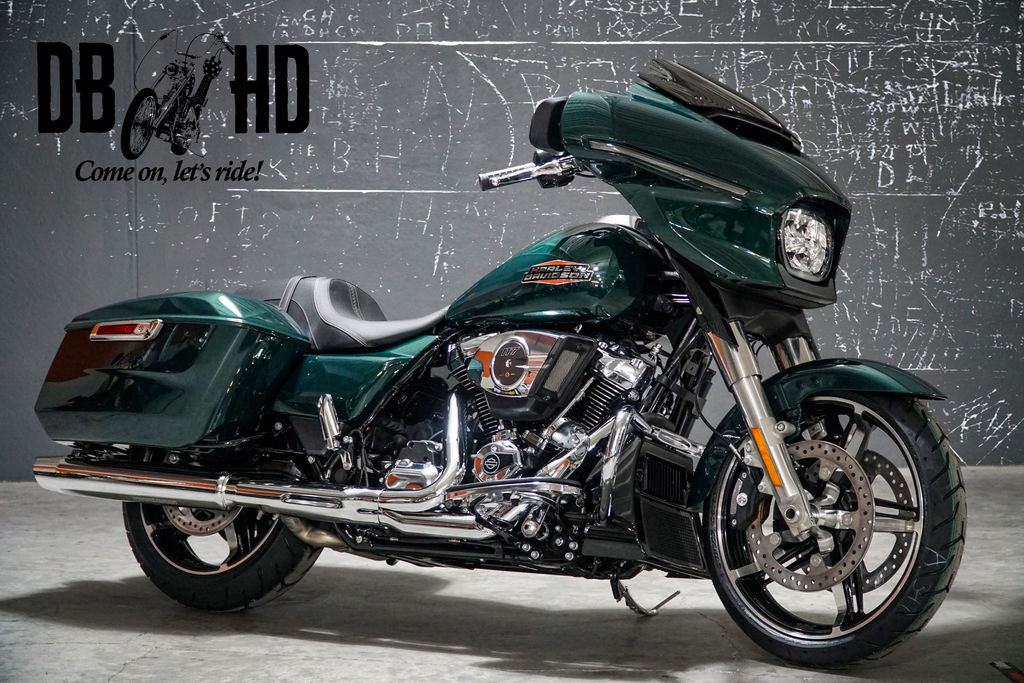 2024 FLHX - Street Glide  H24085 - Click for larger photo