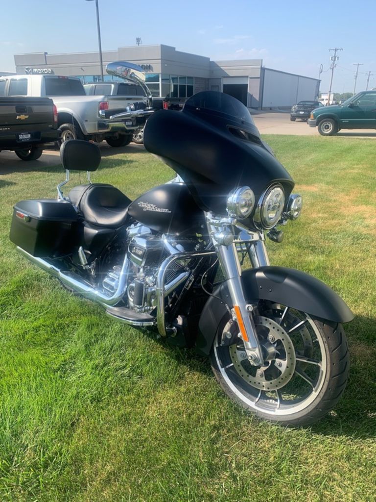 2020 FLHX - Street Glide  H23038A - Click for larger photo