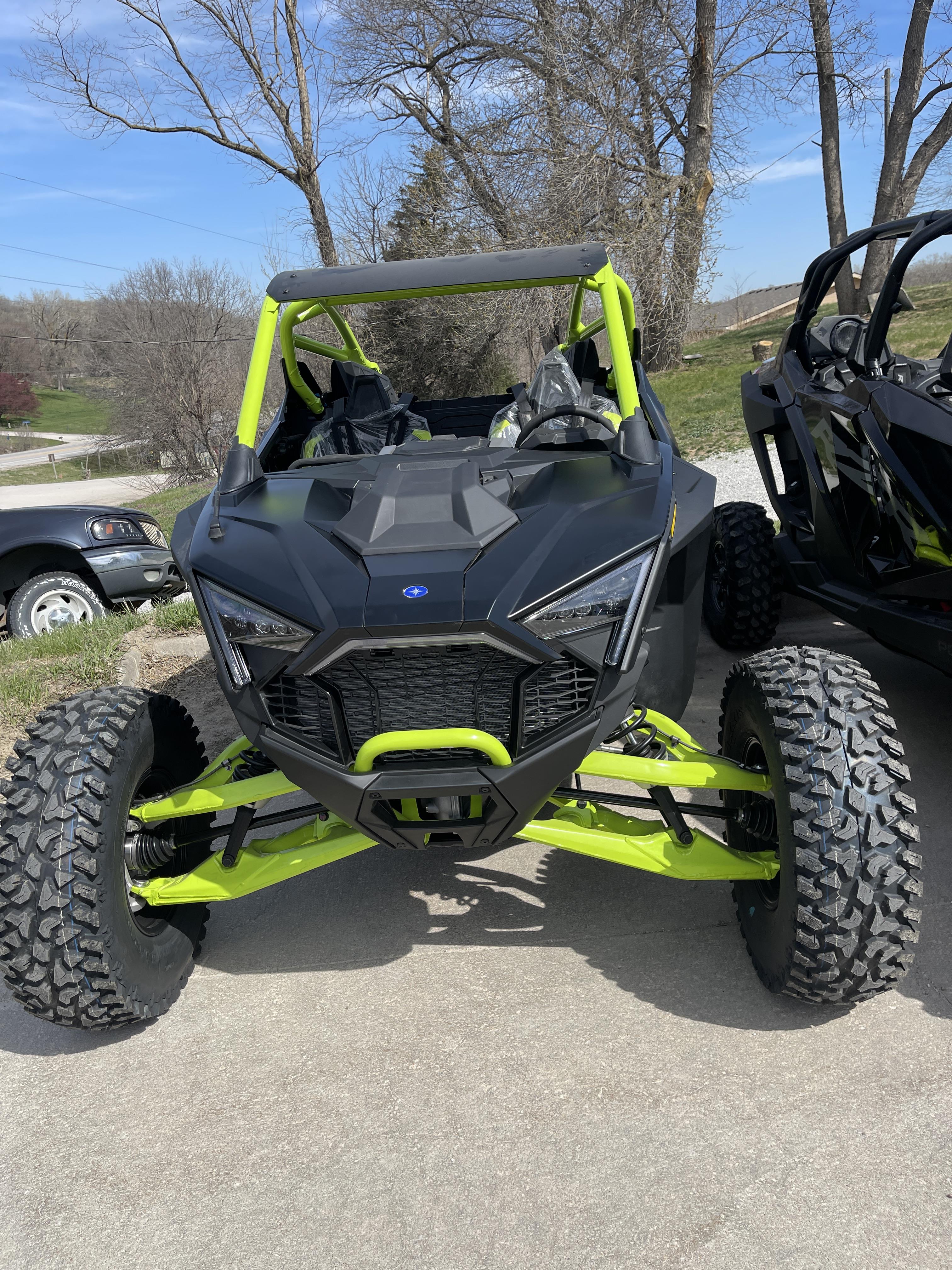 2024 RZR Pro R Ultimate RZR Pro R Ultimate  - Click for larger photo