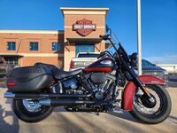 Harley-Davidson FLHCS - Heritage Classic 2024 4056318680