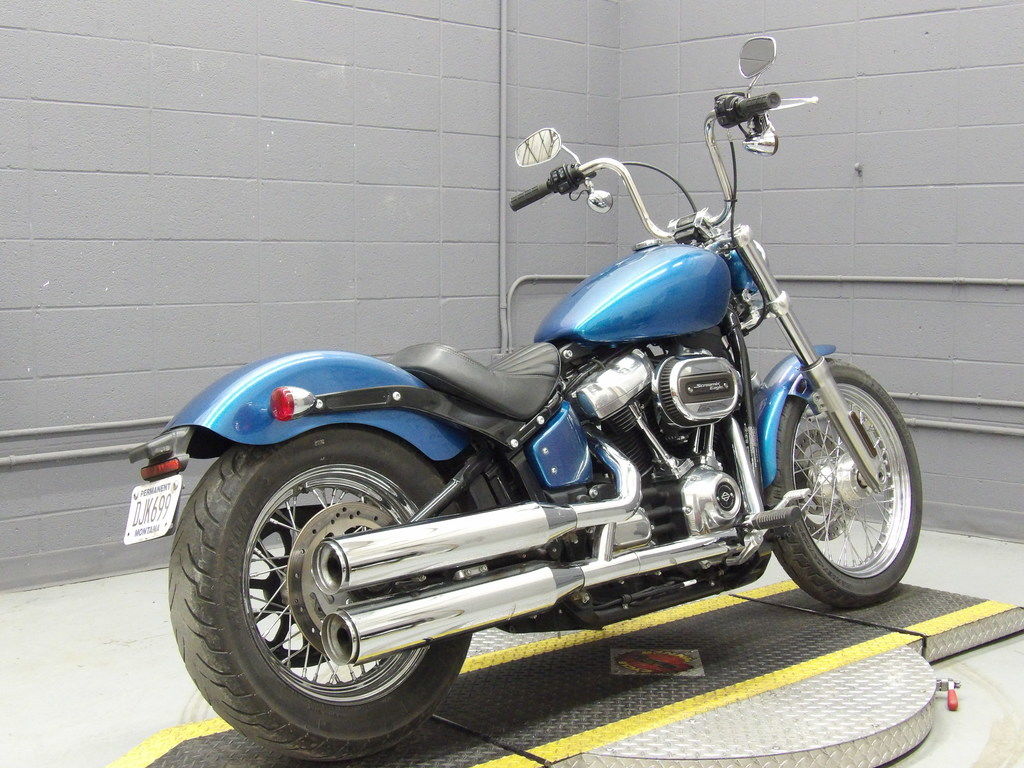 2020 FXST - Softail Standard  068727 - Click for larger photo