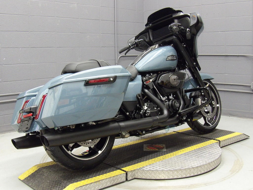 2024 FLHX - Street Glide  605444 - Click for larger photo