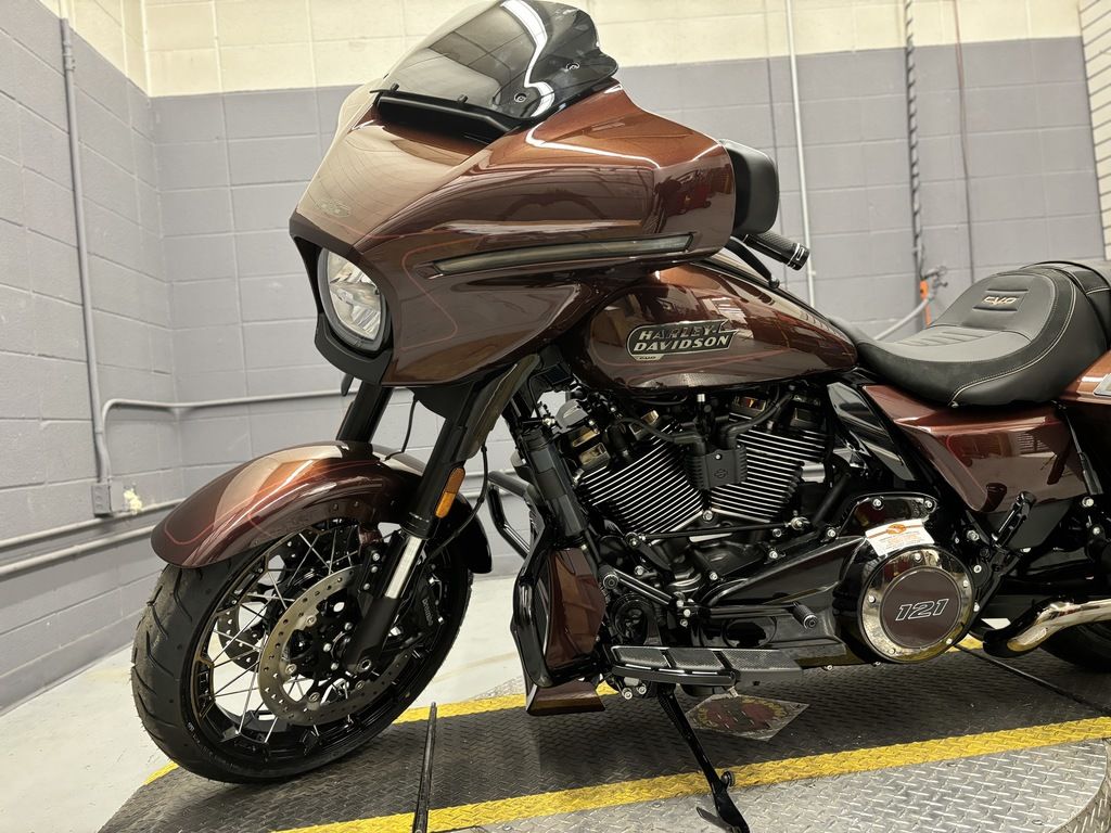 2024 FLHXSE - CVO Street Glide  954973 - Click for larger photo