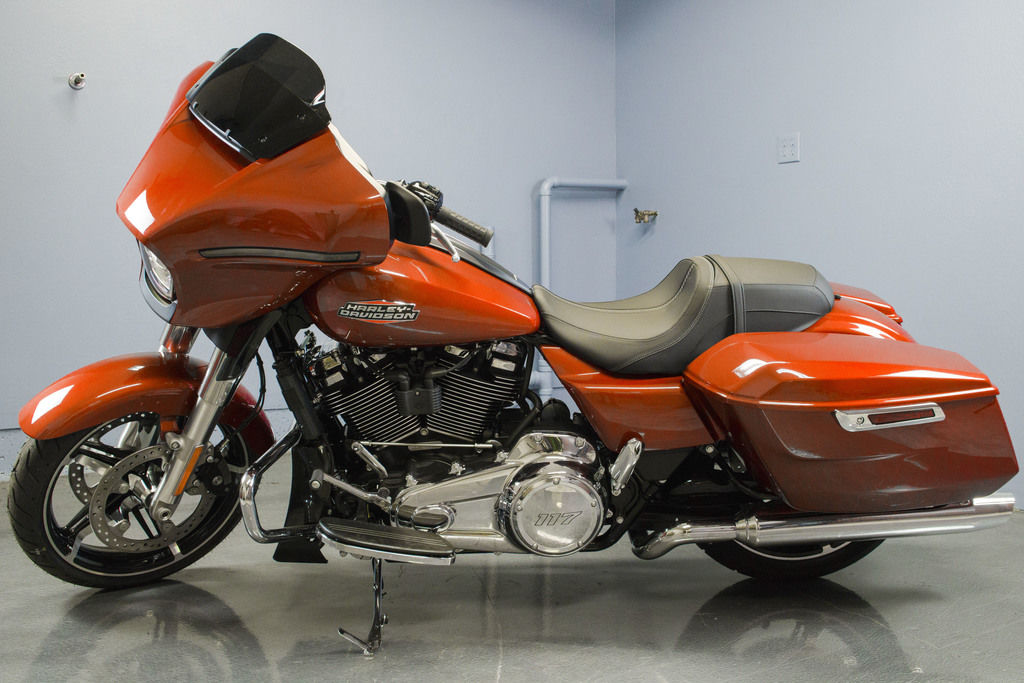 2024 FLHX - Street Glide  622366 - Click for larger photo