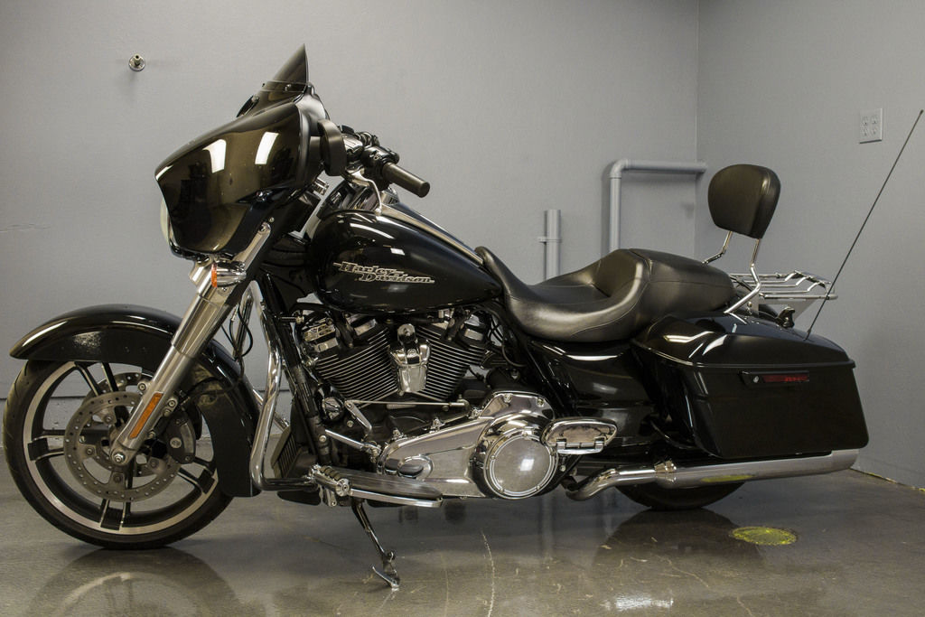 2019 FLHX - Street Glide  625308 - Click for larger photo