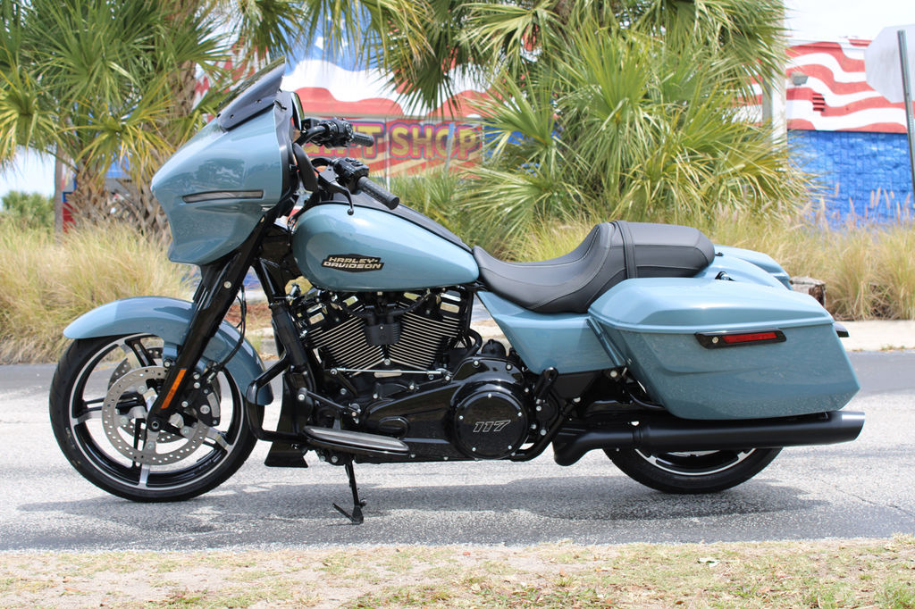 2024 FLHX - Street Glide  623483 - Click for larger photo