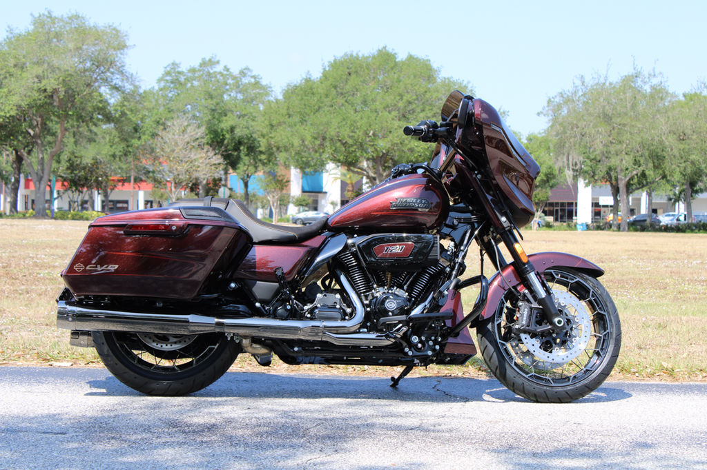 2024 FLHXSE - CVO Street Glide  956629 - Click for larger photo