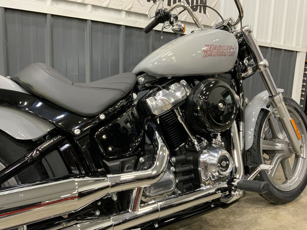 2024 FXST - Softail Standard  027571 - Click for larger photo