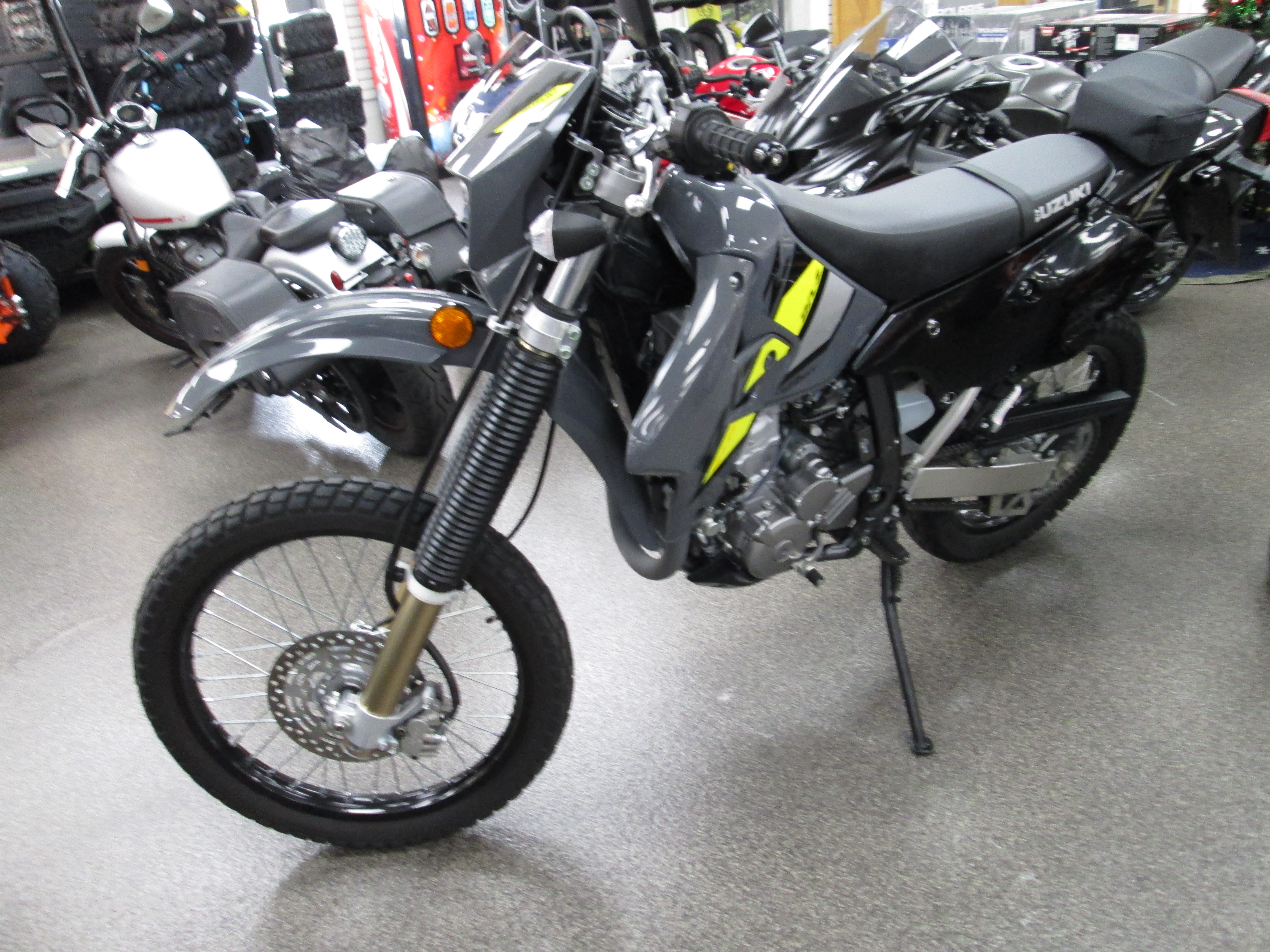 2021 DR-Z 400S DR-Z 400S SU100860 - Click for larger photo