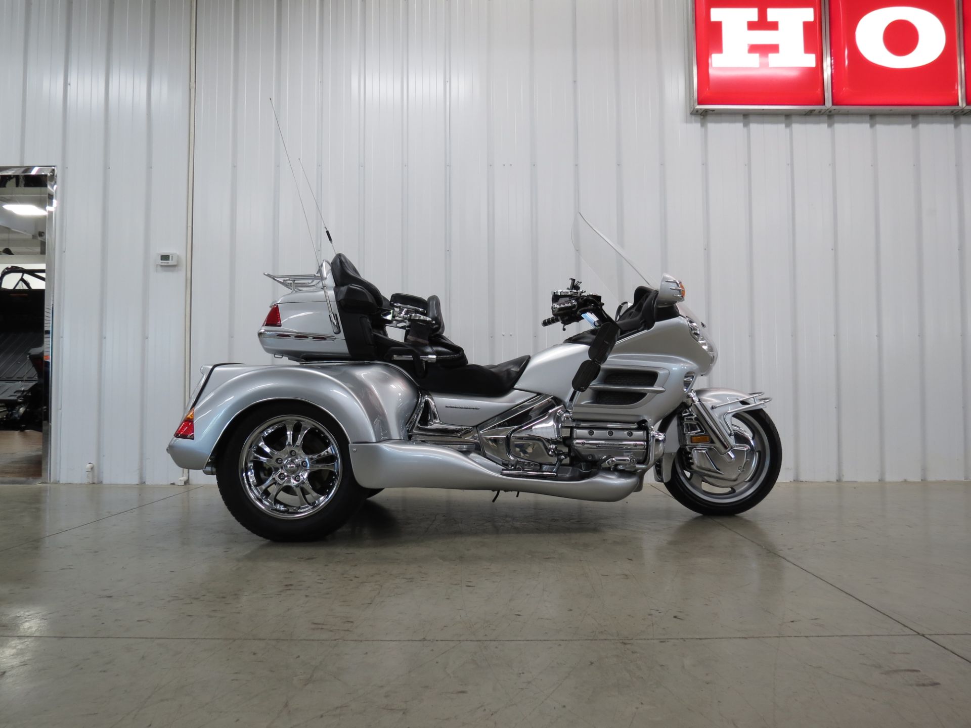 2005 Goldwing Goldwing 413177 - Click for larger photo