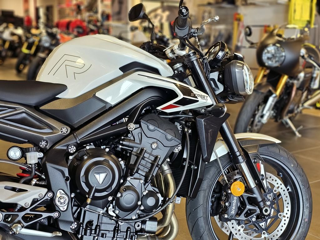 2024 Street Triple 765 R Crystal White  5396 - Click for larger photo