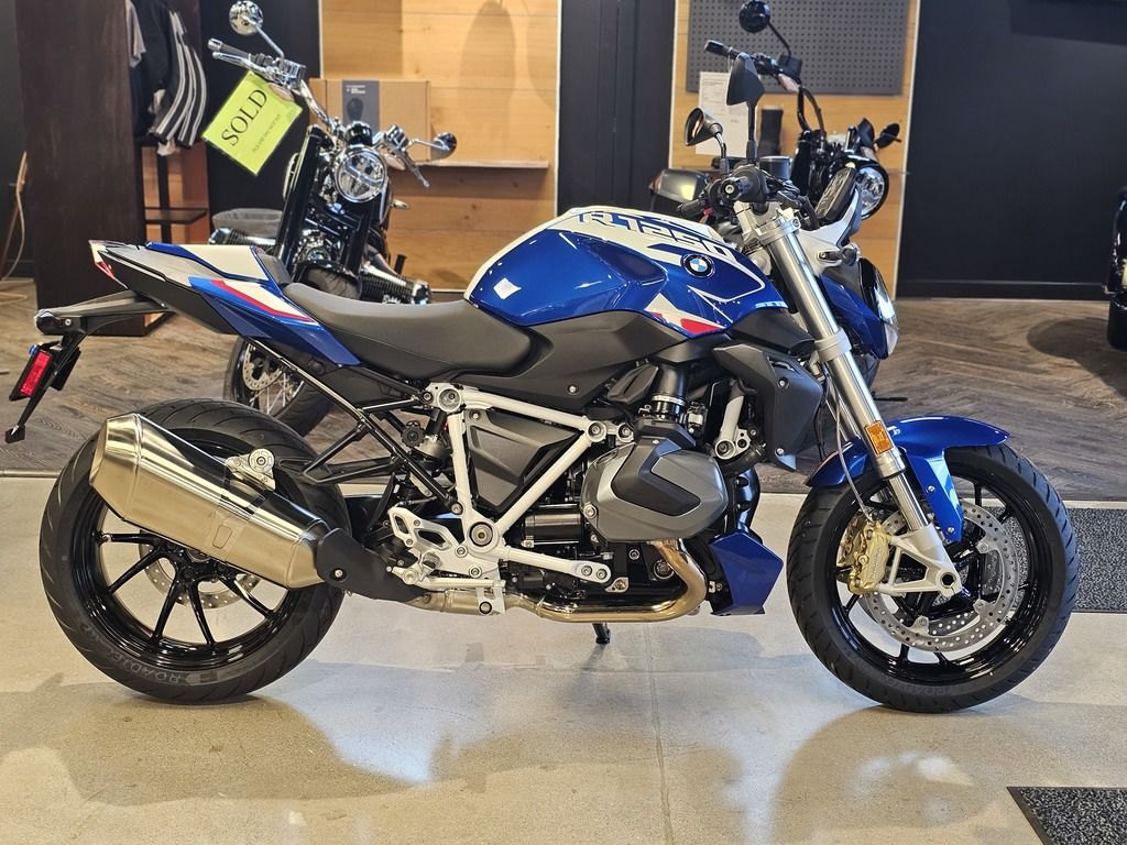 2024 R 1250 R Sport  5670 - Click for larger photo