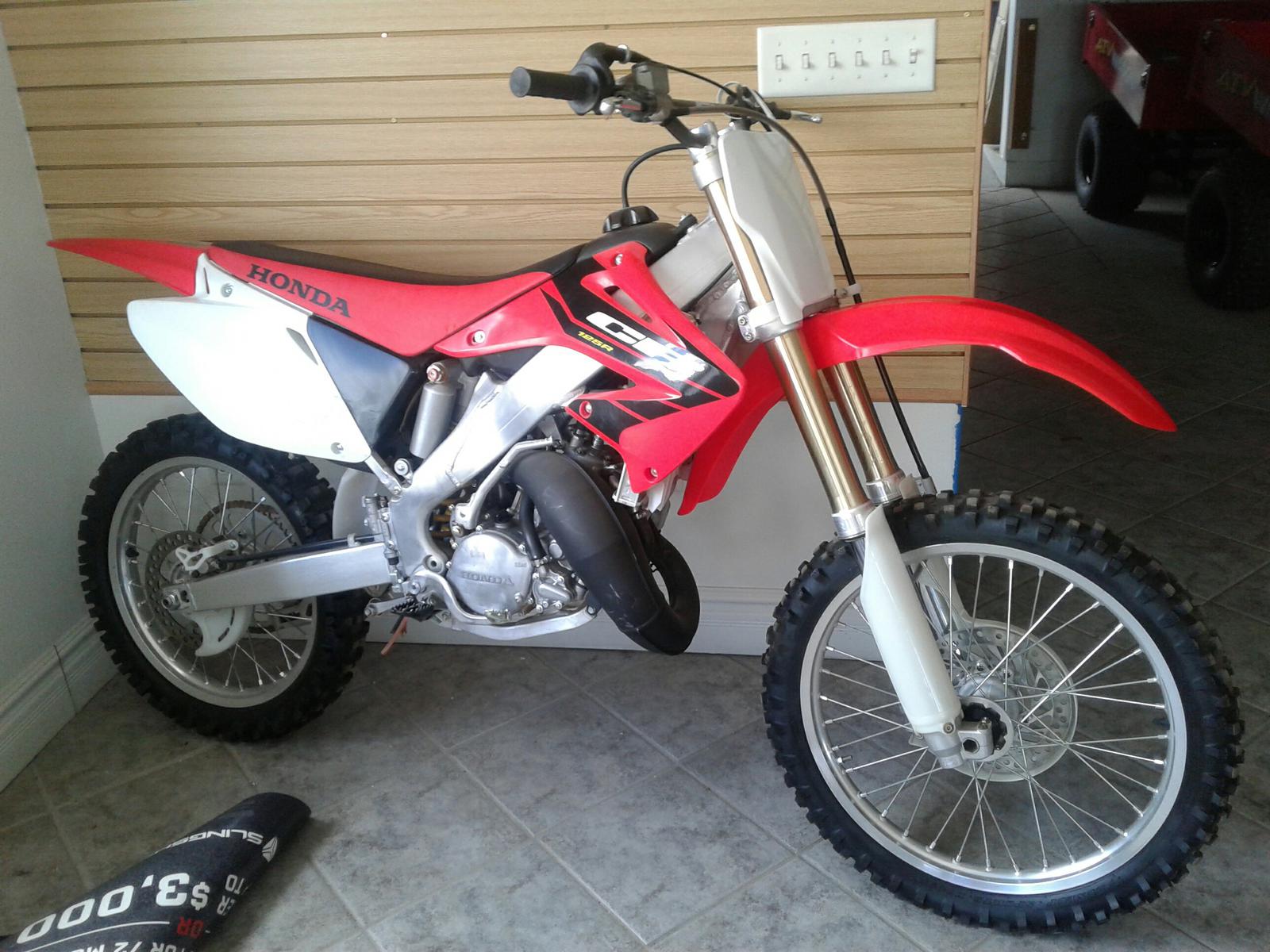 2004 CR 125R CR 125R 2505 - Click for larger photo