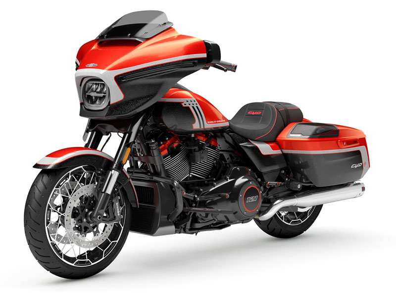 2024 CVO&#8482; Street Glide&#174; CVO&#8482; Street Glide&#174; 84414568 - Click for larger photo