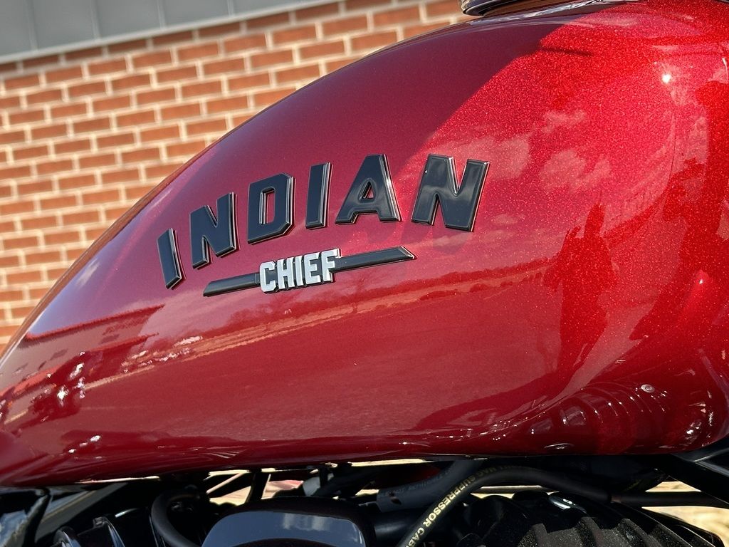 2024 Chief Dark Horse Sunset Red Metallic  3016660 - Click for larger photo