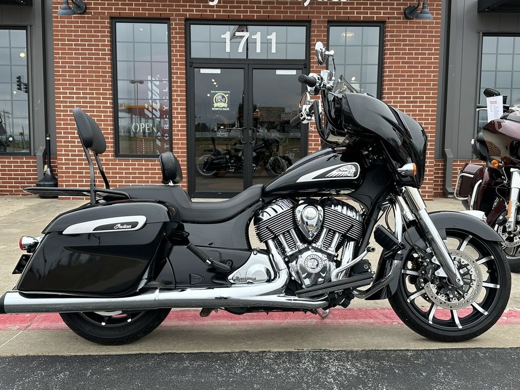 2020 Chieftain Limited Thunder Black Pearl  C3389248 - Click for larger photo
