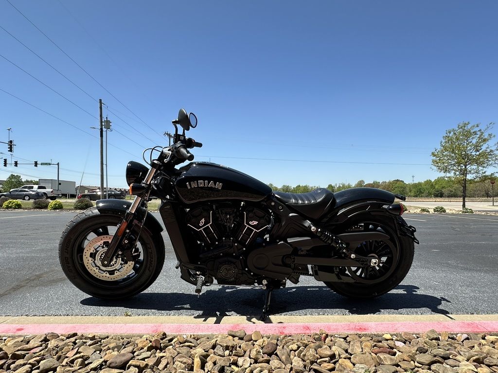 2024 Scout Bobber Sixty ABS Black Metallic  3199464 - Click for larger photo