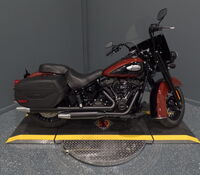 Harley-Davidson FLHCS - Heritage Classic 2024 5022448095
