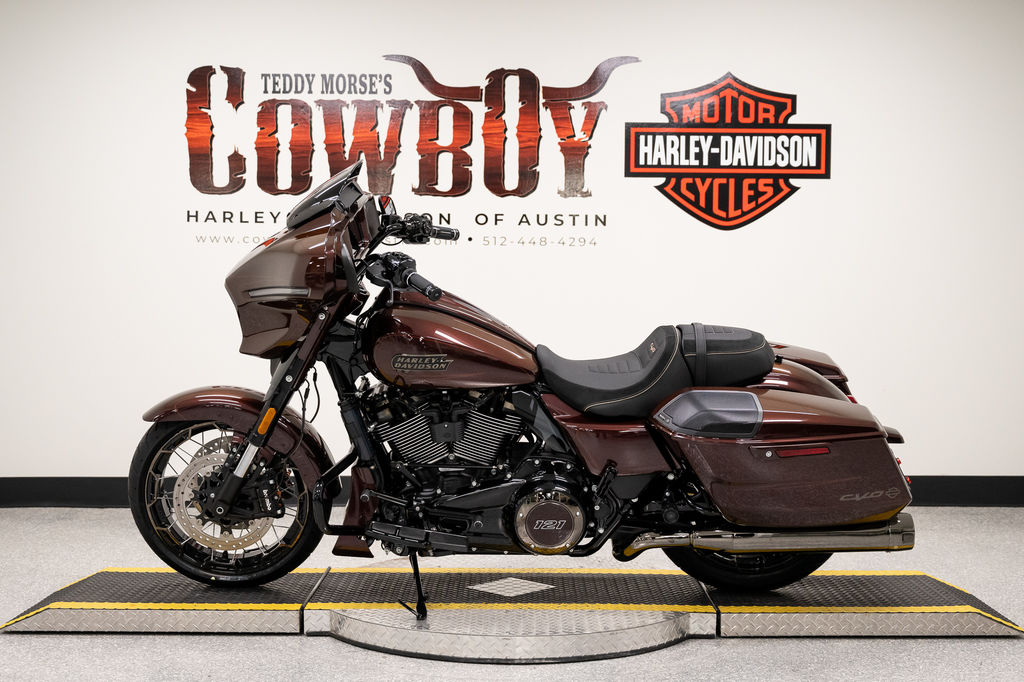 2024 FLHXSE - CVO Street Glide  951531H - Click for larger photo