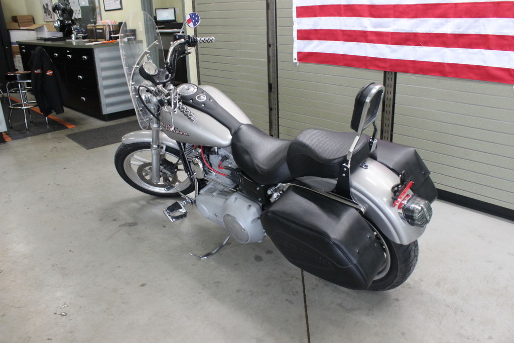 2007 FXD - Dyna Super Glide  UUU01654 - Click for larger photo