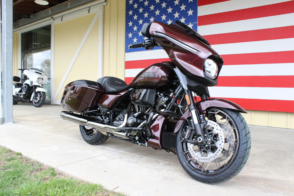 2024 FLHXSE - CVO Street Glide  281601 - Click for larger photo