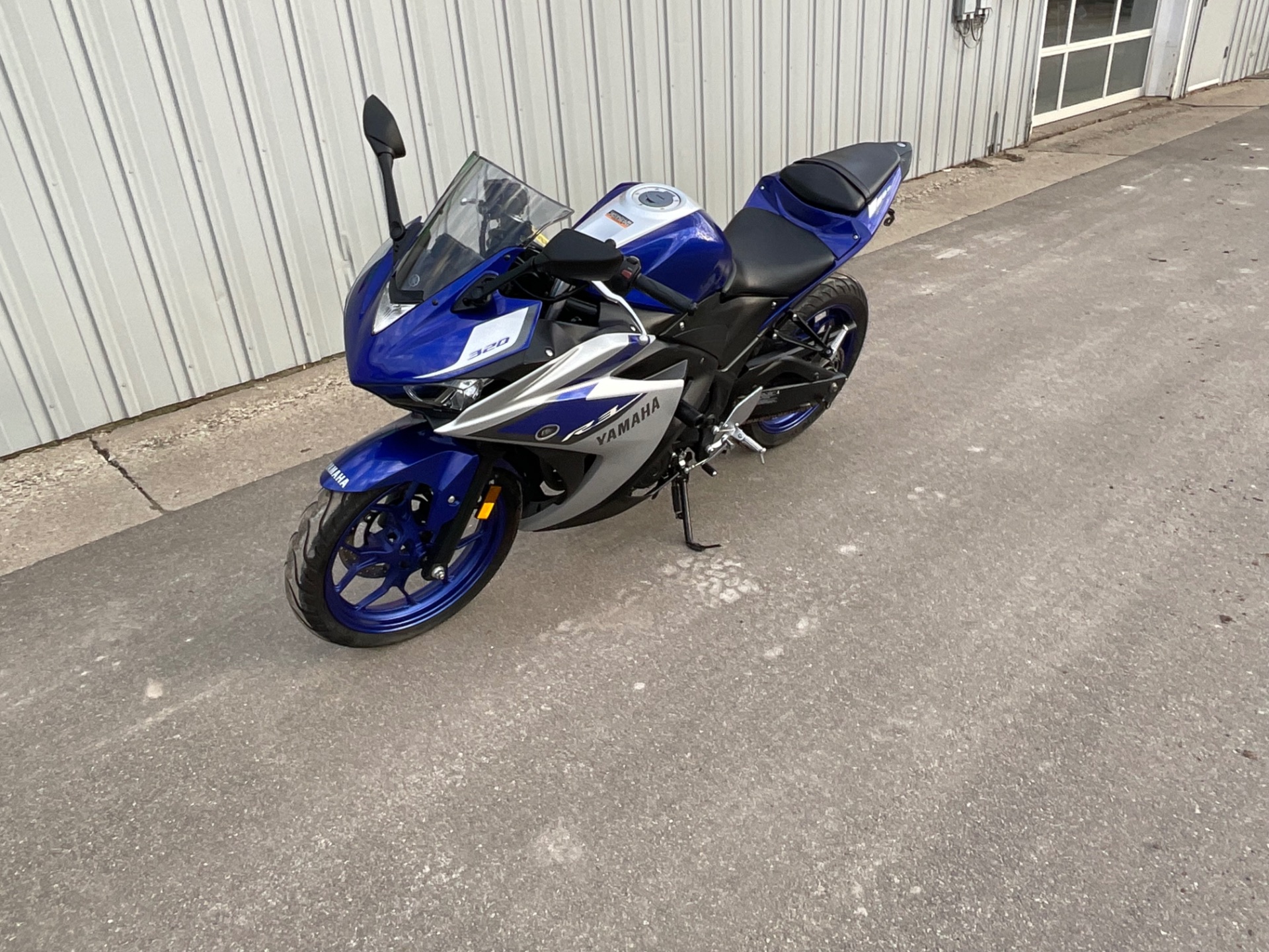 2015 YZF-R3 YZF-R3 15U1983 - Click for larger photo