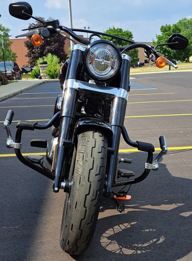 2020 FLSL - Softail Softail Slim  23116A - Click for larger photo